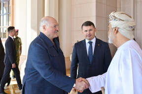 Фридман: «Возможно, из-за того, что совершать зарубежные поездки Лукашенко сложно, он решил одним махом проехать по всем»